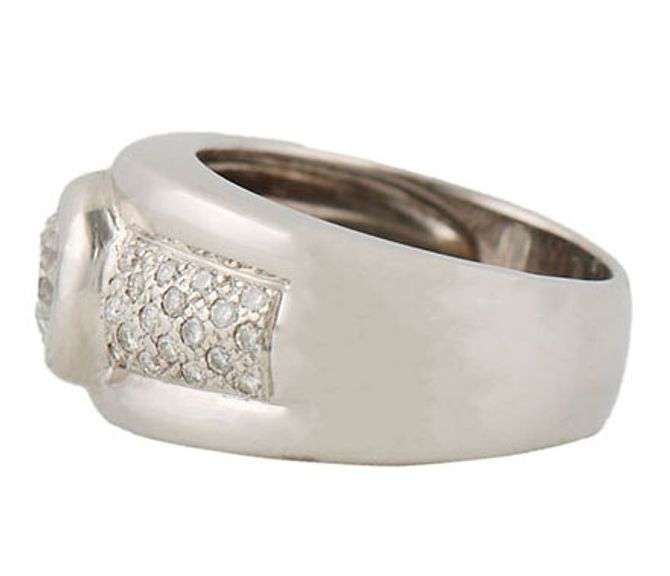 1.16ctw Round Diamond Bezel Set Pave Side Band Ring in 18K