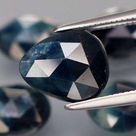 Heated only! 11.77 carats of rose cut blue Sapphires!