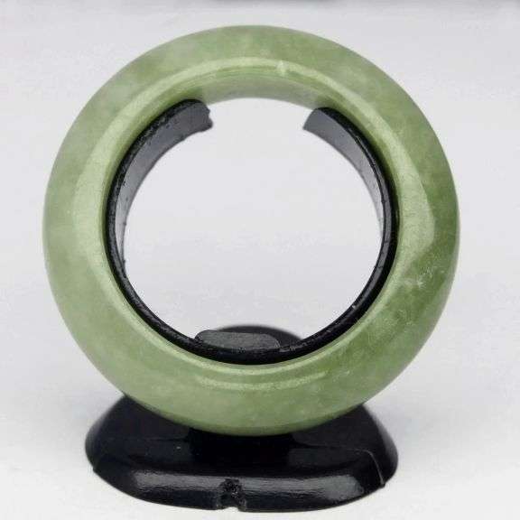 Simply amazing 22.75ct REAL Burmese Jade ring!