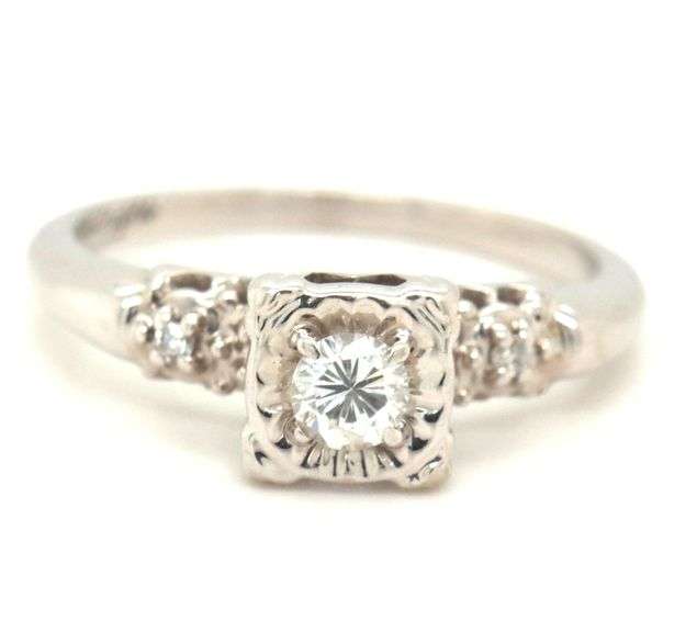 14kt White gold RBC diamond ring