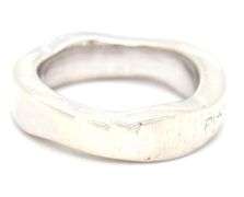 925 Sterling silver Pia egonda wavy band