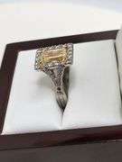 Magnificient Ladies Diamond Halo Ring