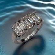 Sparkling 3.05ct VVs1 D-E Fire Moissanite Ring