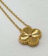 18KT Yellow Gold Hand Crafted Guilloche Pattern Single Clover Pendant Necklace