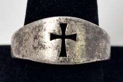 Cross Designed Ring in Sterling Silver