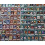 Lot of 200 Yu-Gi-Oh! Trading Cards