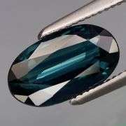 Fantastic 1.65ct elongated oval London blue Sapphire!