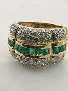 CERTIFIED 18K YELLOW GOLD LADIES  DIAMOND AND EMERALD RING / BAND