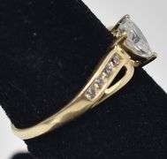 Shiny 10K Yellow Gold Cubic Zirconia Gemstone Ring