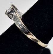 Elegant 14K White Gold Diamond Ring