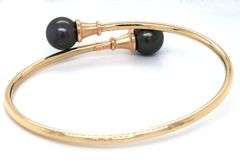 Na Hoku Tahitian pearl bypass bangle bracelet