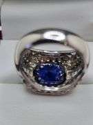 Remarkable Sapphire & Diamond Ring