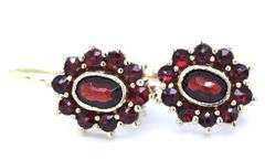 14kt Yellow gold Garnet cluster dangle earrings