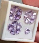 Glittering! 10.49ct high fire trillian cut Amethyst set!