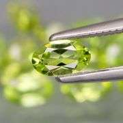 Oval cut! Untreated! Matched! 5.25ct Peridot set!