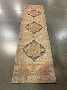 Stunning Vintage Design Runner 8'