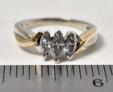 Marvelous 14K Yellow and White Gold Approx. 0.97CTW Diamond Ring