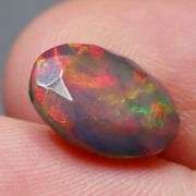 Just look at the fiery red flashing in this 2.65ct Black Opal!
