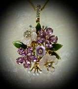Artistic 14K Yellow Gold Floral Bouquet on Necklace