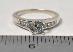 Elegant 14K White Gold Diamond Ring