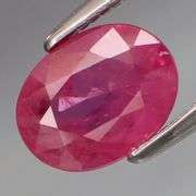 Heated only! 1.63ct rose pink Sapphire from Madagascar!