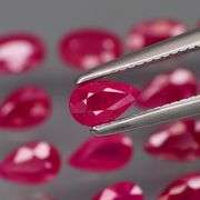 Collectors 3.87ct PIGEONS BLOOD Burmese Ruby set!!!