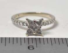 Sparkling 14K White Gold Approx. 0.55CTW Diamond Ring