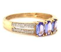10kt Yellow gold blue sapphire cocktail ring