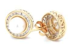 FemininePearl & Diamond Pendant & Earring Suite