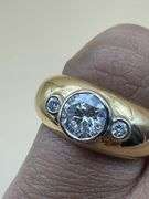 14K Yellow Gold Round Brilliant Cut Diamond Ring of 1.07 Ct