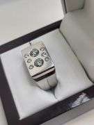 Very Fine Quality 10KT White Gold Gent's Diamond Ring