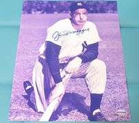 HAND SIGNED JOE DIMAGGIO 8X10 WITH COA