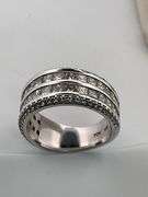 CERTIFIED BRAND NEW 14K WHITE GOLD DIAMOND BAND / RING