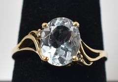 Simple Beautiful 10K Yellow Gold Approx. 3.09CTW Aquamarine Gemstone Ring with Diamond Accents