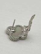 18KT White Gold White Mother Of Pearl Clover Earrings