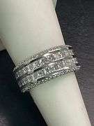 CERTIFIED BRAND NEW 14K WHITE GOLD DIAMOND BAND / RING