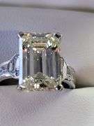 Investment! Luxe 5.5 ctw Platinum & Diamond Showstopper
