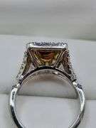 Magnificient Ladies Diamond Halo Ring