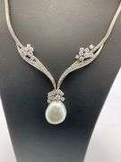 CERTIFIED 18K WHITE GOLD VINTAGE / ANTIQUE DIAMOND AND PEARL NECKLACE