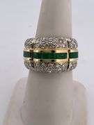 CERTIFIED 18K YELLOW GOLD LADIES  DIAMOND AND EMERALD RING / BAND