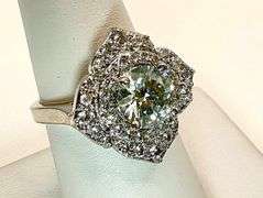 Sparkling 2.75 Ct White Ice Blue Simulated Diamond Ring