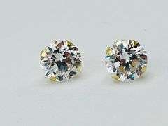 14KT Yellow Gold Cubic Zirconia Stud Earrings