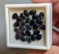Deep blue and heavy! Full 14 carat set of Sapphires!