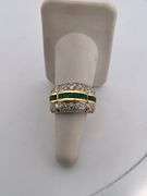 CERTIFIED 18K YELLOW GOLD LADIES  DIAMOND AND EMERALD RING / BAND