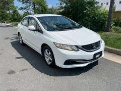 2013 Honda Civic Natural Gas One Owner, Please review the full item description.