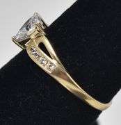 Shiny 10K Yellow Gold Cubic Zirconia Gemstone Ring