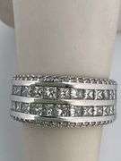 CERTIFIED BRAND NEW 14K WHITE GOLD DIAMOND BAND / RING