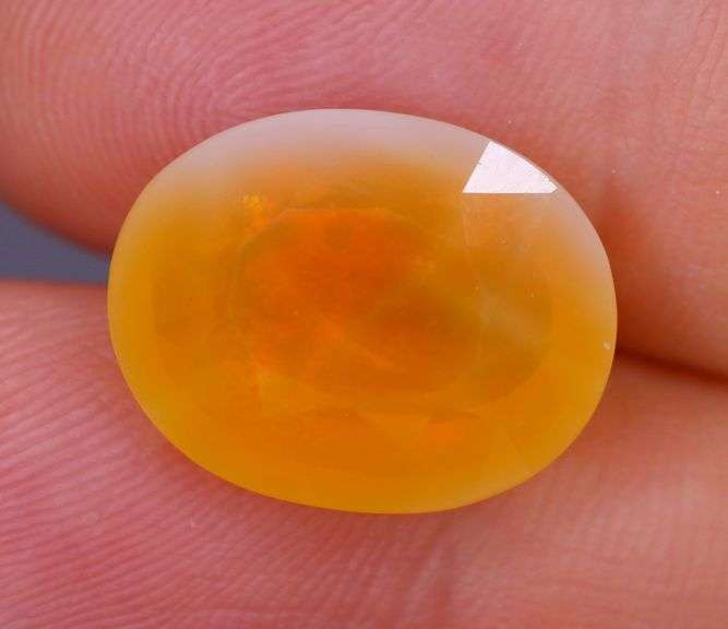 Bi-color! Orange and pink flashing! 8.90ct Mexican Fire Opal!