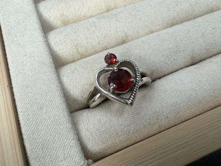 Sterling Silver 925 Natural Gemstone Garnet Heart Ring Size 7