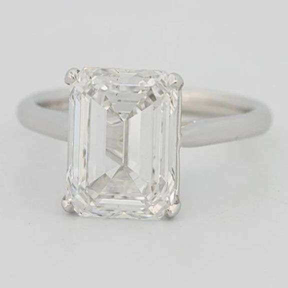 I.G.I CERTIFIED BRAND NEW 5.00 CARAT DIAMOND ENGAGEMENT RING